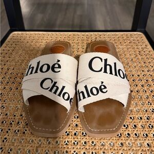Chloé Cream and Black Logo Slides